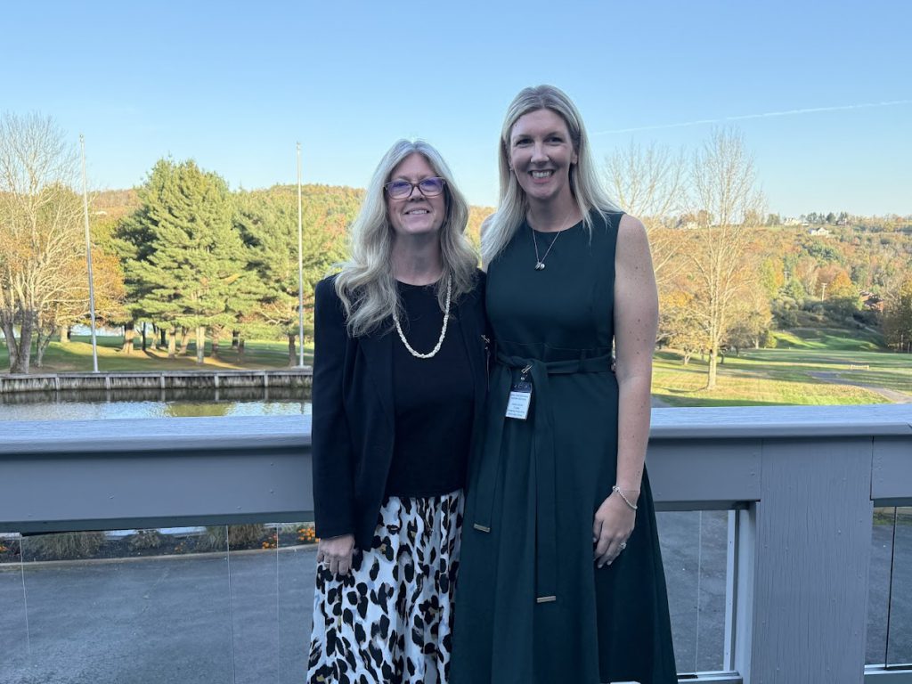 Keri Smith and Heather Bonnell recognized at SCSBA Dinner 2025