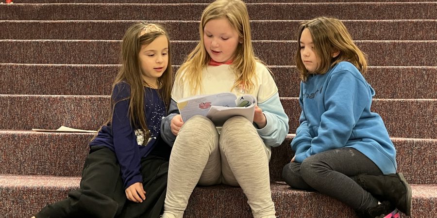 Elementary Students Reading- February 2023